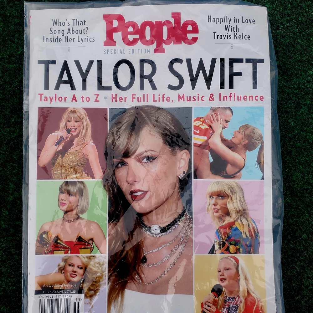 Taylor Swift- Special Edition People Magazine July 2025
